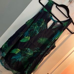 Old navy navy blue and green floral top